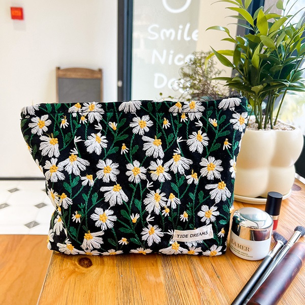 BFFB115 Fresh embroidery daisy flower bag